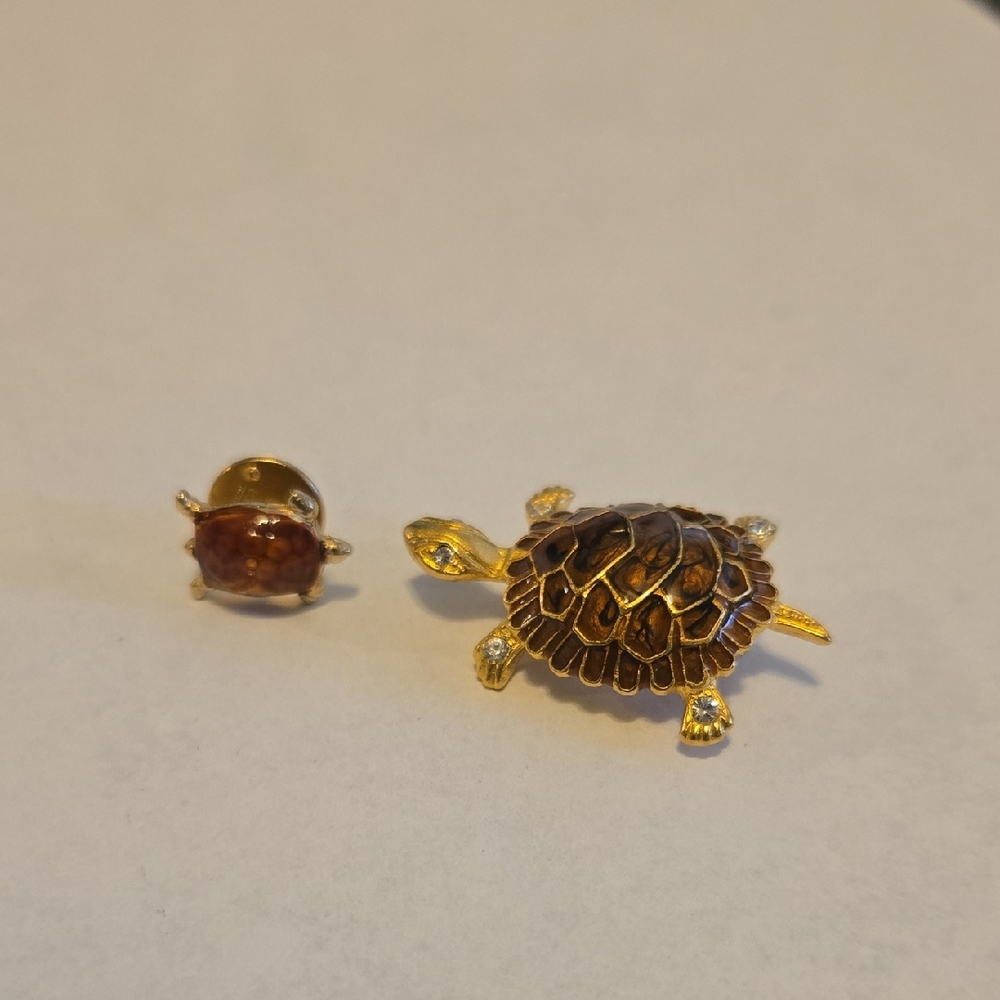 Gold and Brown Turtle Brooch and Earring Set